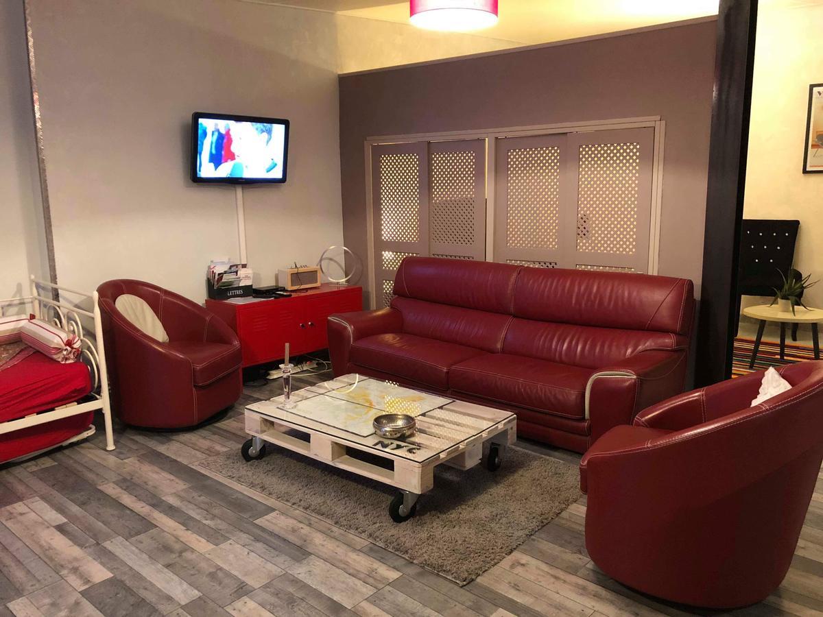 Вилла Loft L Atelier De Jacques Pres De Chablis Villy  Экстерьер фото